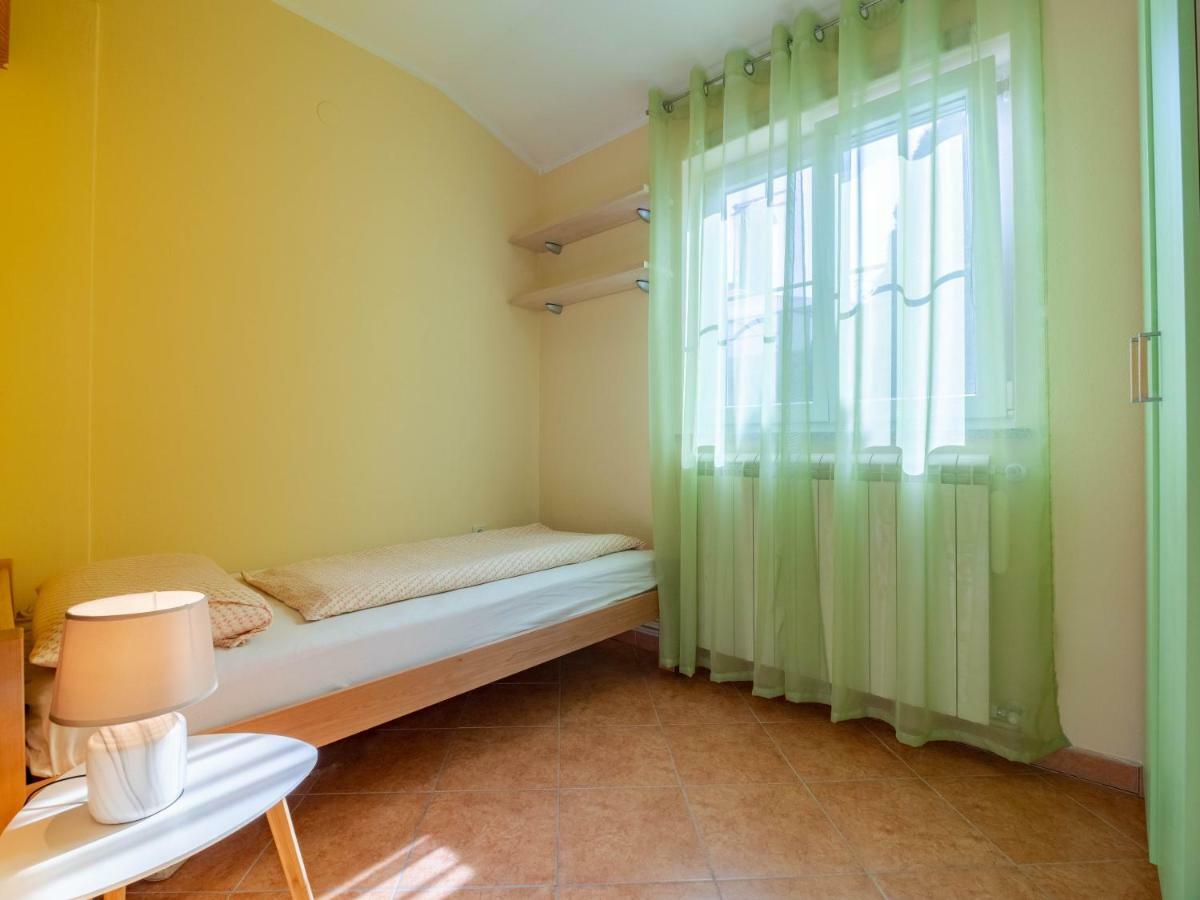 Apartman Arijana 3 메덜린 외부 사진